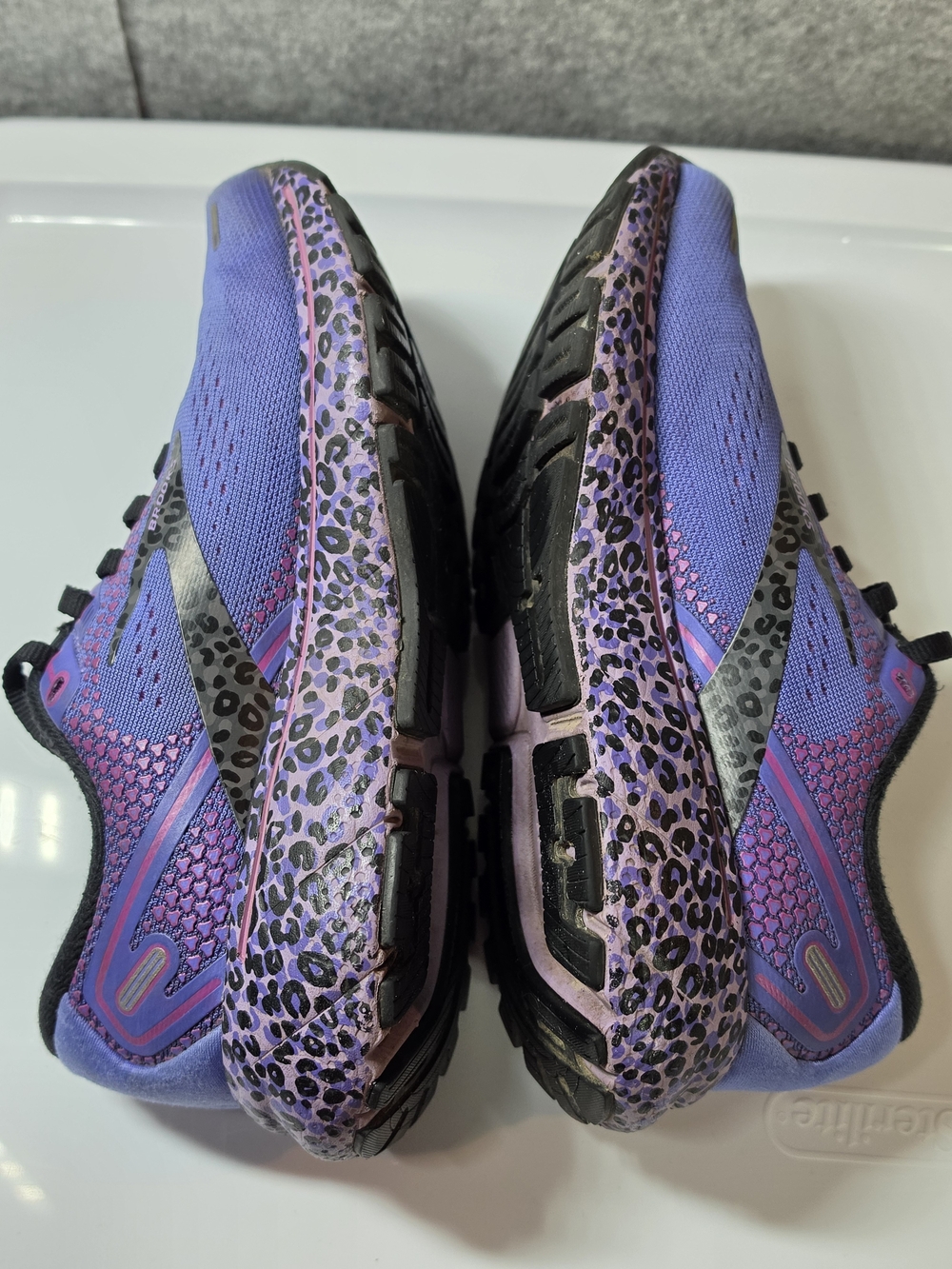 Brooks Ghost 14 Limited Edition Running Shoes In electric Cheetah - Picture 4 of 10